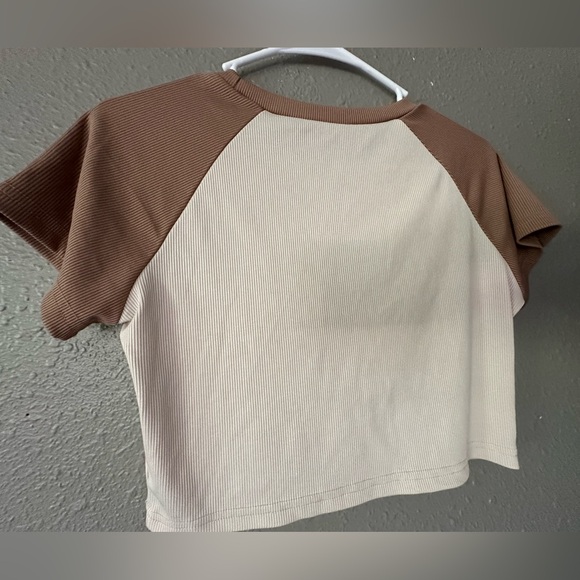 SHEIN Angel Print Tan and Brown Raglan Sleeve Crop Top Tee Size M - Picture 8 of 9